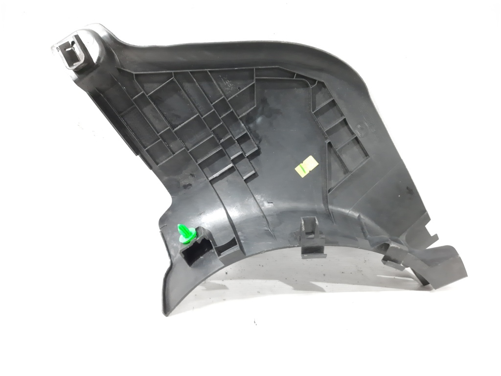 3 Обшивка порога переднього кутова права Mazda 3 2014-2018 BHN968370A02 Mazda 3 4