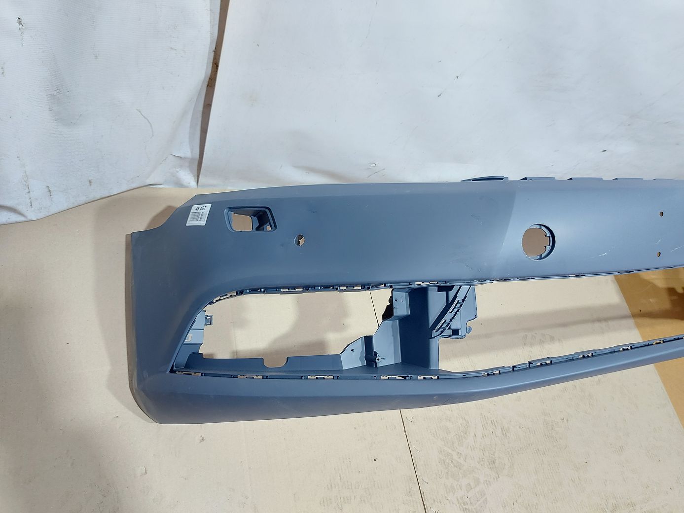 Товары с дефектами Бампер передний (вмятина, сломан угол) Volkswagen Passat CC 2012-2017 3C8807221F Volkswagen Passat CC 3