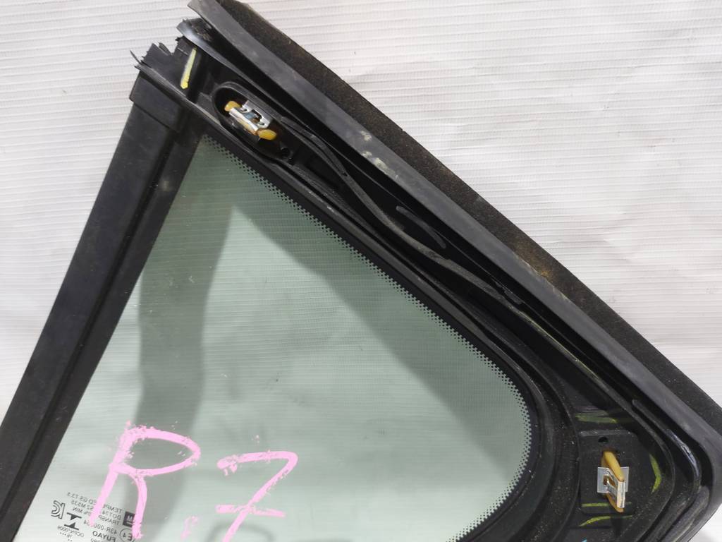 Cruze Двері задньої правої Chevrolet Cruze 2017 84406633 Chevrolet Cruze 4