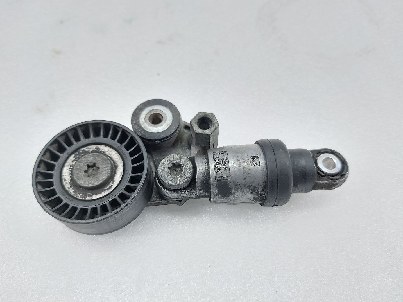 Товари з дефектами. Ролик натяжний ременя генератора (люфт) Mazda 6 2014-2021 PE0315980C Mazda 6