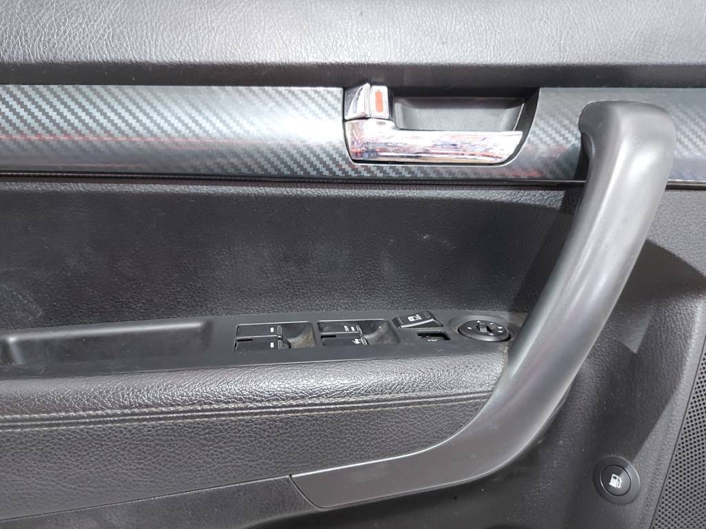 Sorento Дверь передняя левая Kia Sorento 2009-2013 760031U000 Kia Sorento 13