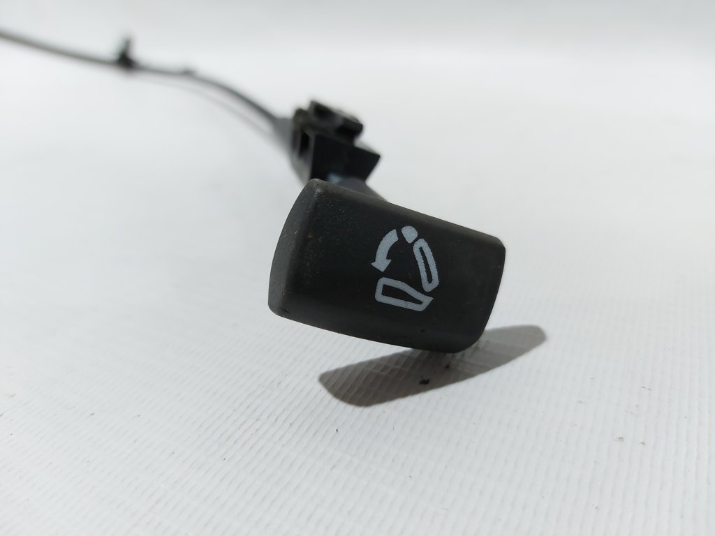 Passat s Замок відкидання спинки заднього ряду сидінь правий Volkswagen Passat S 2012-2019 561885682D Volkswagen Passat S 11