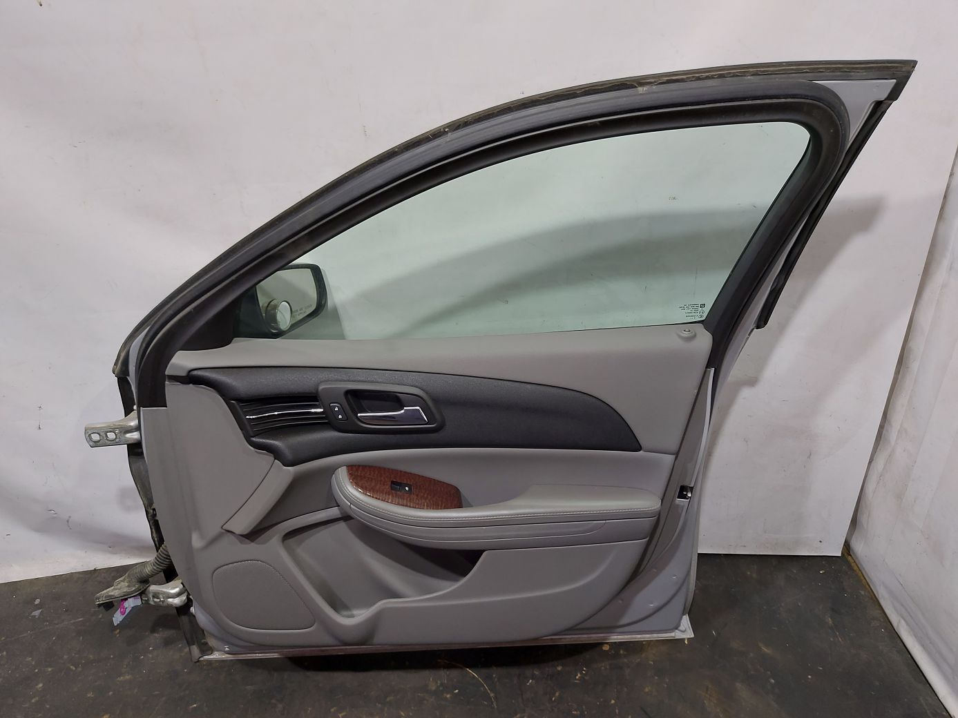 Malibu Двері передні права (з вм'ятиною) Chevrolet Malibu 2013-2015 22953625 Chevrolet Malibu 12