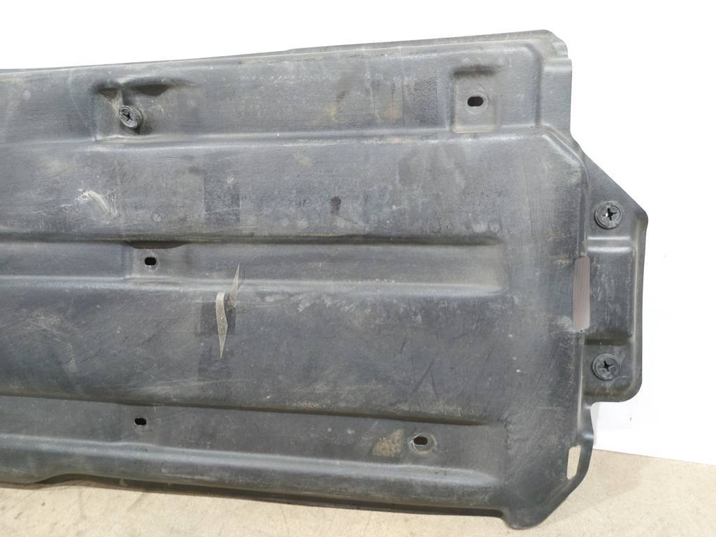 Dart Защита днища центральная левая Dodge Dart 2013-2019 68082725AE Dodge Dart 11