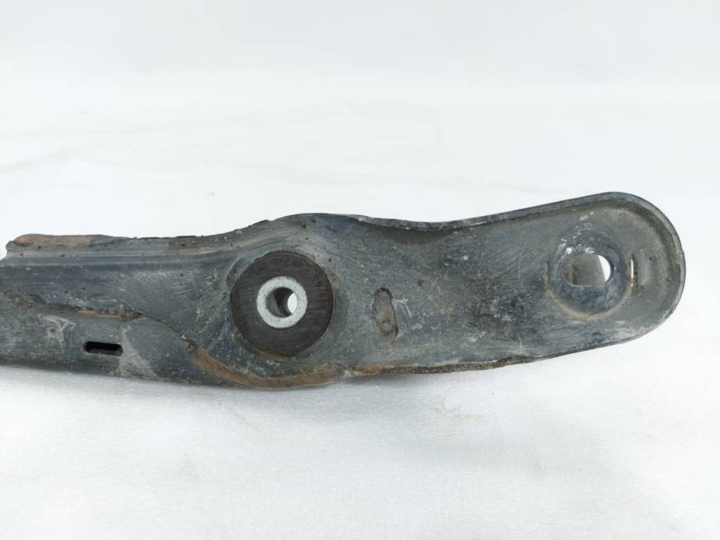 Dart Рычаг задний левый/правый нижний Dodge Dart 2013-2019 68080590AE Dodge Dart 70