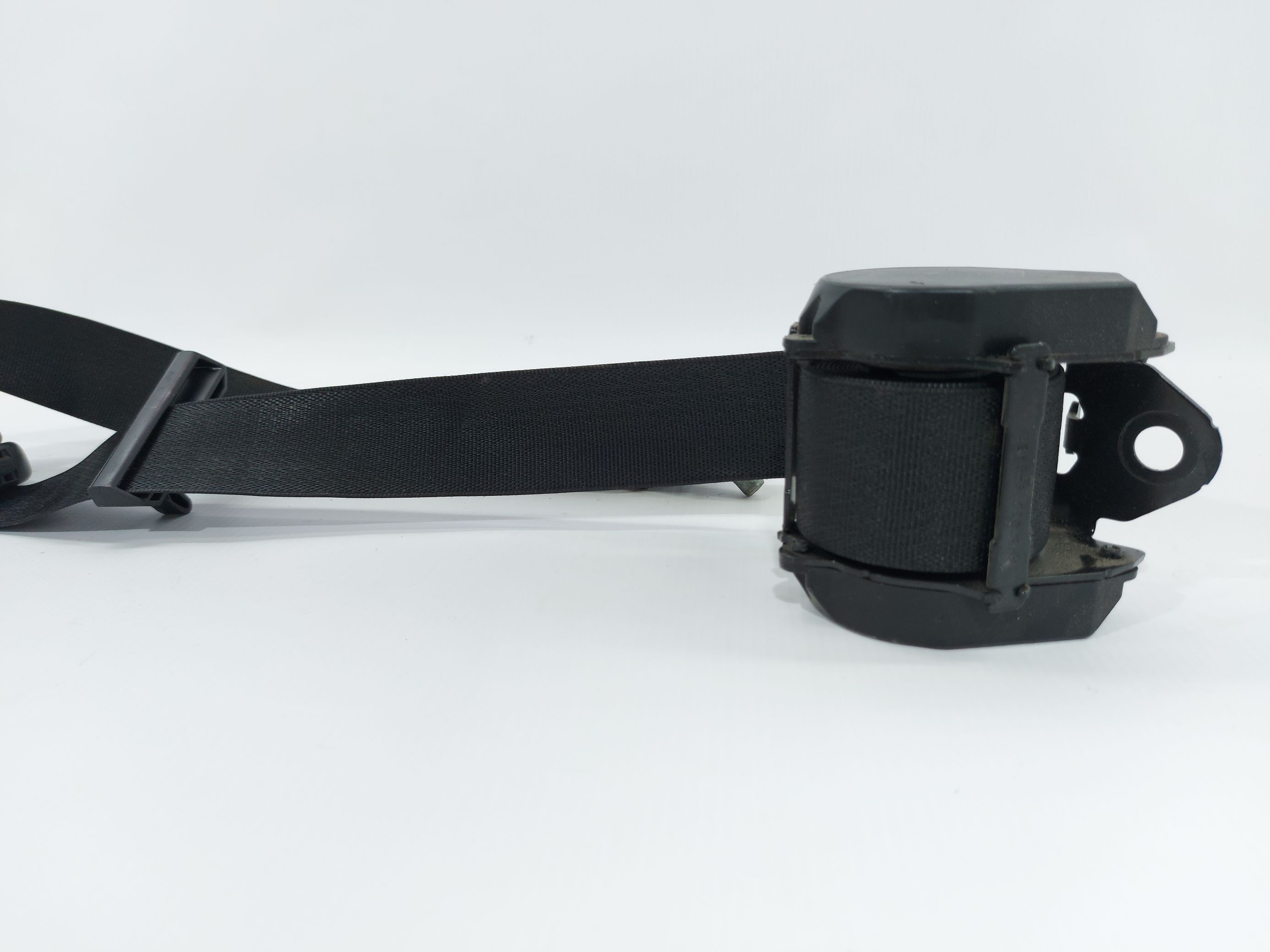 Journey Ремінь безпеки третього ряду сидінь правий Dodge Journey 2012-2020 1AN061X9AF Dodge Journey 4