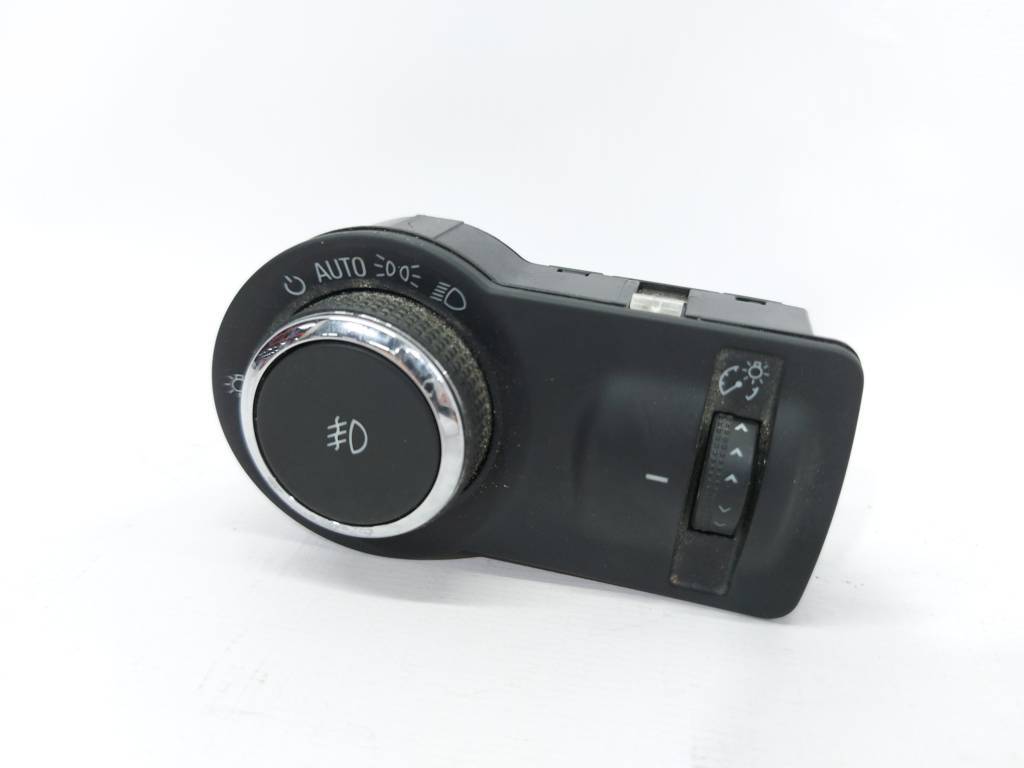 Regal Кнопки керування освітленням Buick Regal 2011-2017 22901652 Buick Regal 2