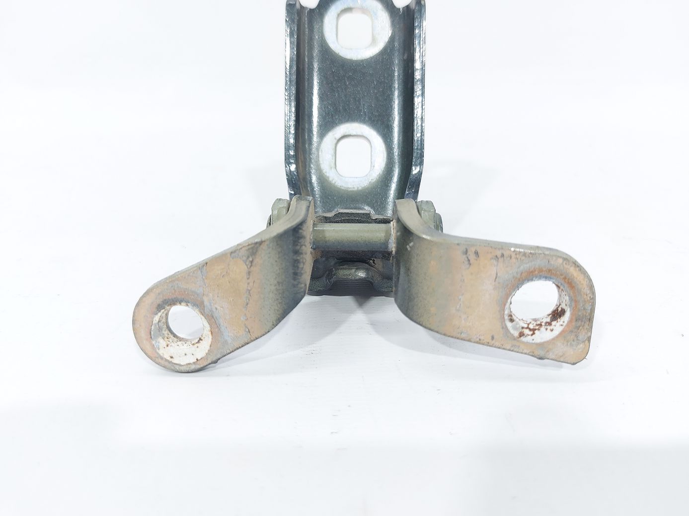 Malibu Петля двери передней/задней левой нижняя Chevrolet Malibu 2011-2017 13501715 Chevrolet Malibu 4