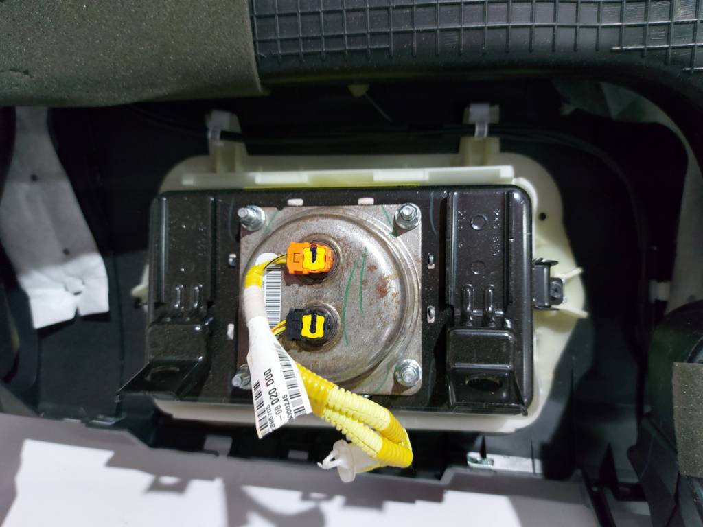 Sienna Торпеда (дефект Toyota SIENNA 2015-2020 55301-08050-C0 Toyota SIENNA 13