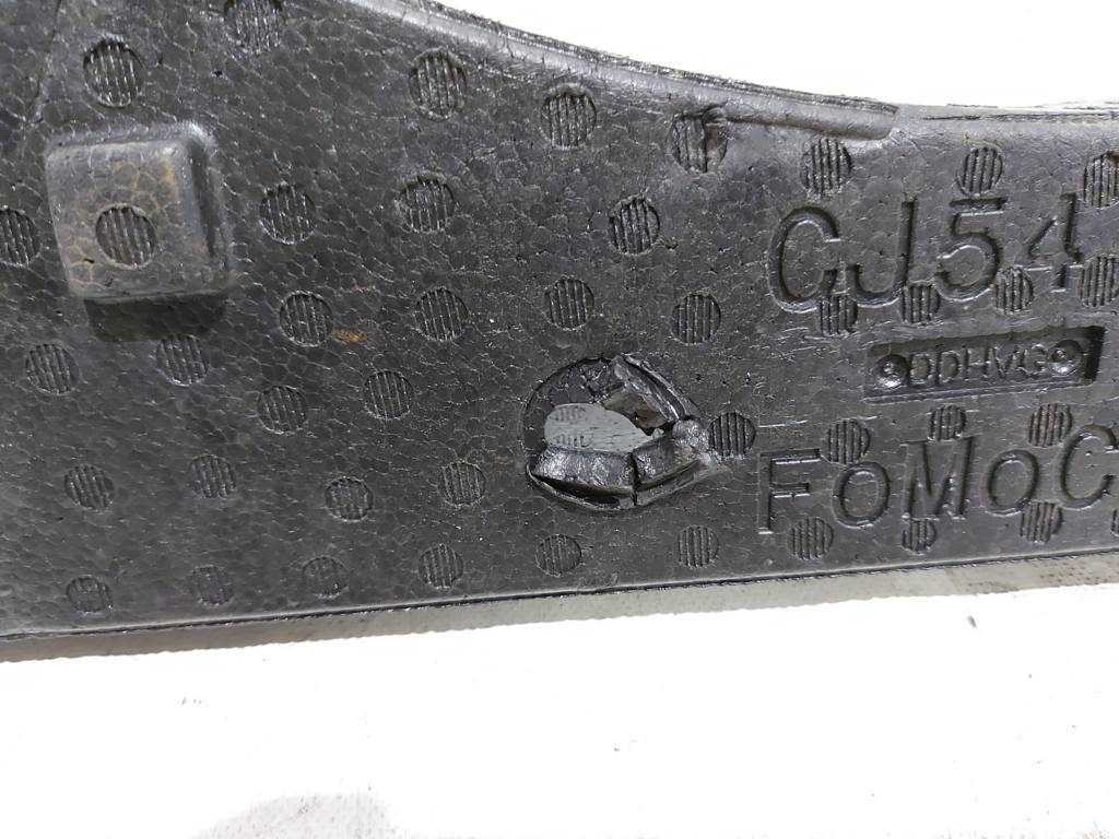 Escape Наповнювач багажного відділення запасного колеса правий Ford Escape 2013-2019 CJ5Z-7811168-A Ford Escape 5