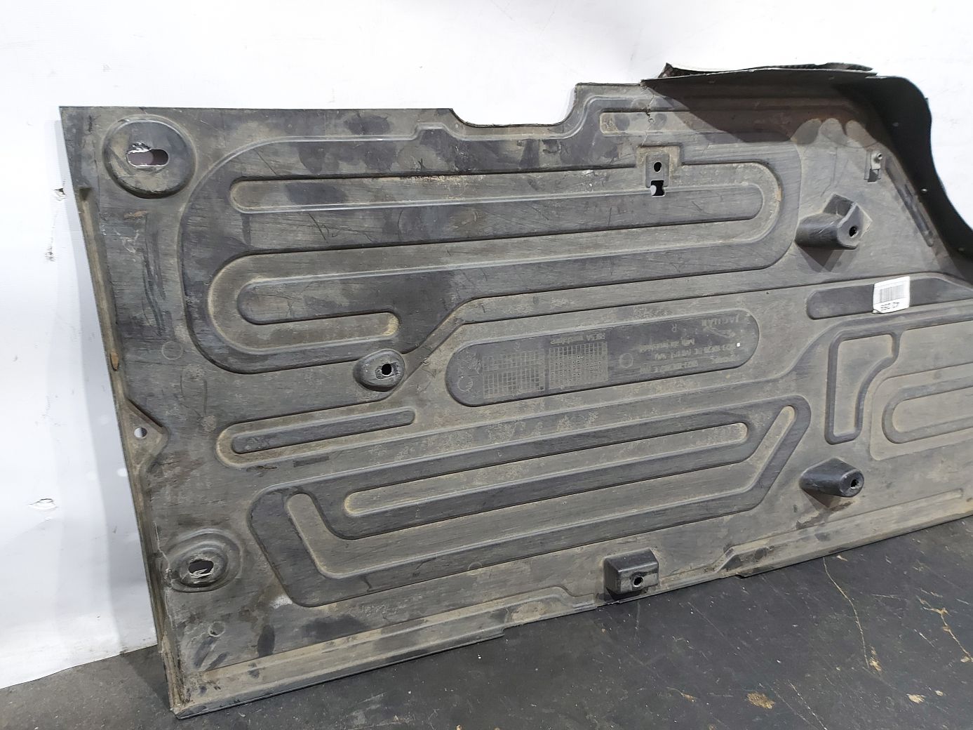 Xf Захист днища центральний правий Jaguar XF 2009-2015 C2Z29103 Jaguar XF 4 Xf Захист днища центральний правий Jaguar XF 2009-2015 C2Z29103 Jaguar XF 4