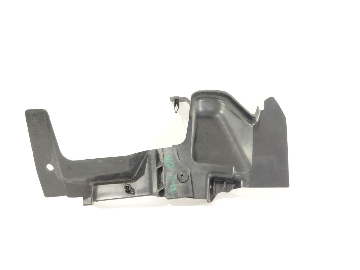 Fiesta. Дефлектор радіатора правий Ford Fiesta 2014-2019 D2BZ8310B Ford Fiesta