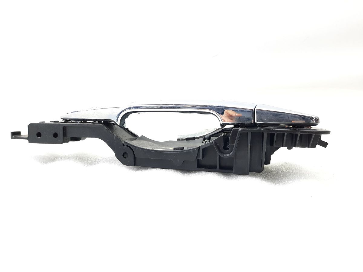 Sentra Ручка дверей передньої/задньої правої/лівої зовнішня (хром) Nissan Sentra 2013-2019 826409N00A Nissan Sentra 9