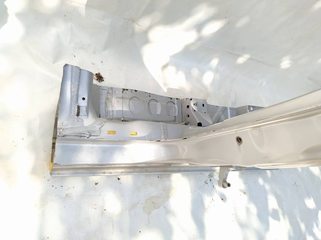 Dart Стойка центральная двери правой Dodge Dart 2013-2019 68081186AD Dodge Dart 3