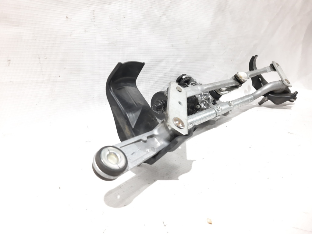 3 Механізм склоочисника Mazda 3 2014-2018 BHS267360A Mazda 3 12