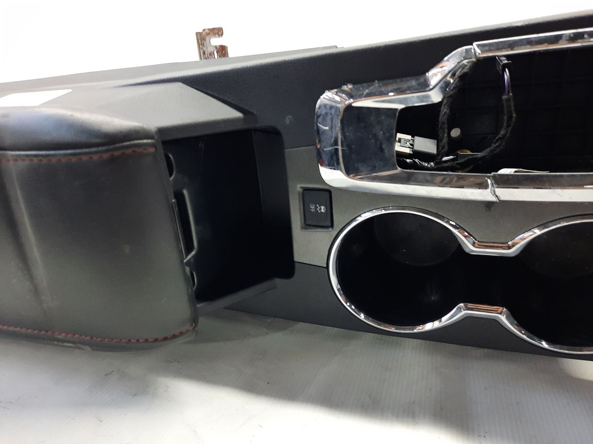 Equinox Консоль центральная Chevrolet Equinox 2015 23216797 Chevrolet Equinox 12