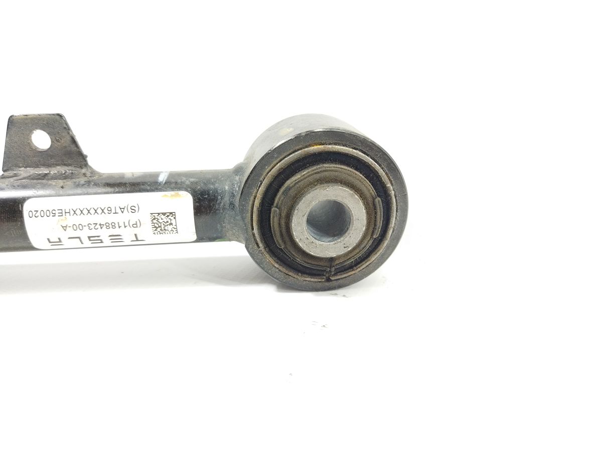 Model 3 Рычаг задний левый верхний поперечный Tesla Model 3 2020-2024 104442300G Tesla Model 3 2