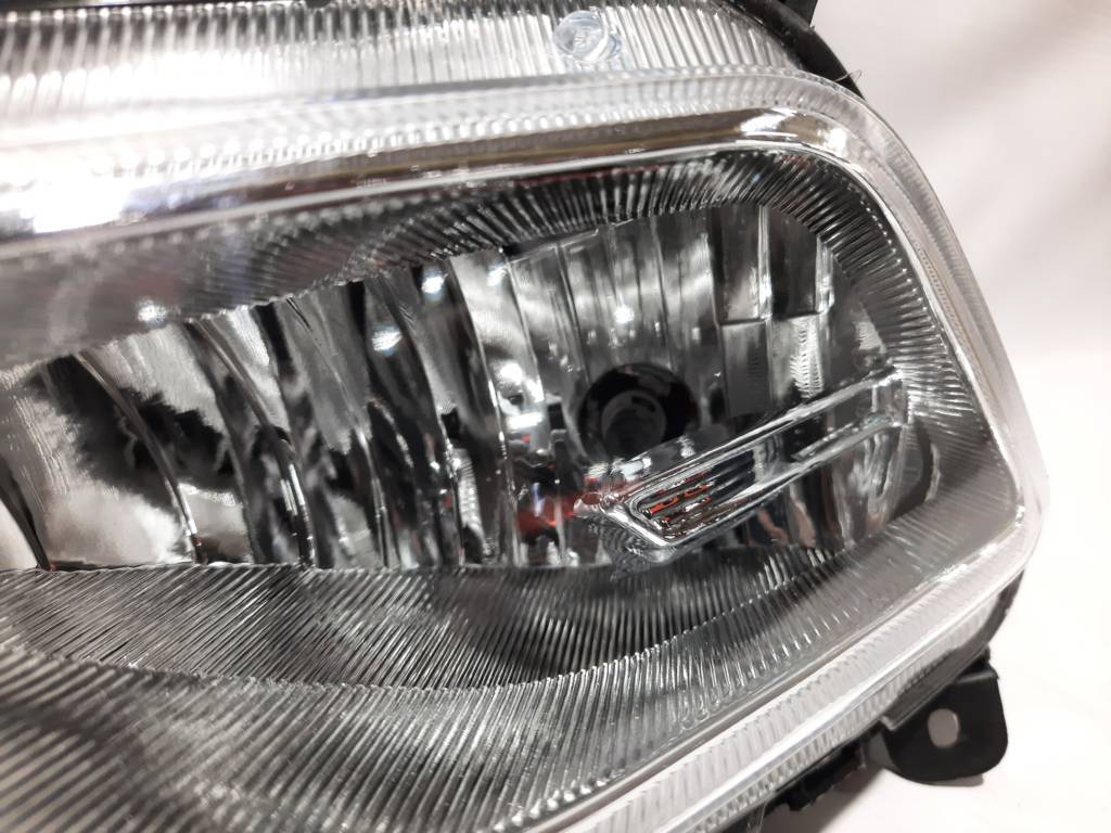 Фари головного світла Фара протитуманна ліва Hyundai Sonata 2014-2017 92201C1100 Hyundai Sonata 3