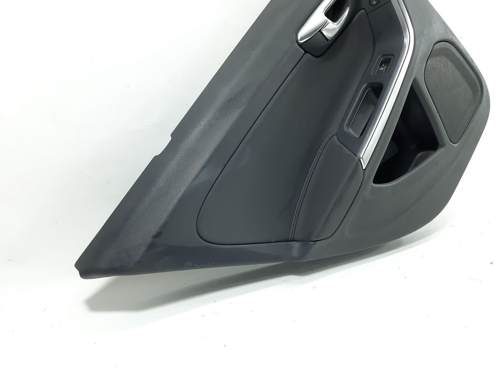 S60 Карта дверей задньої лівої Volvo S60 2014-2018 39832592 Volvo S60 2