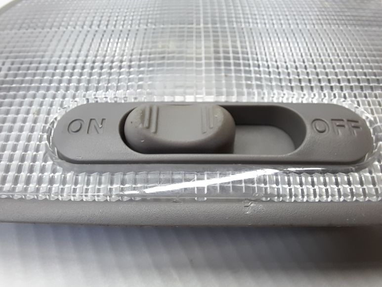 Insight Плафон центральный обшивки крыши Honda Insight 2010-2014 34252S5A003ZT Honda Insight 5