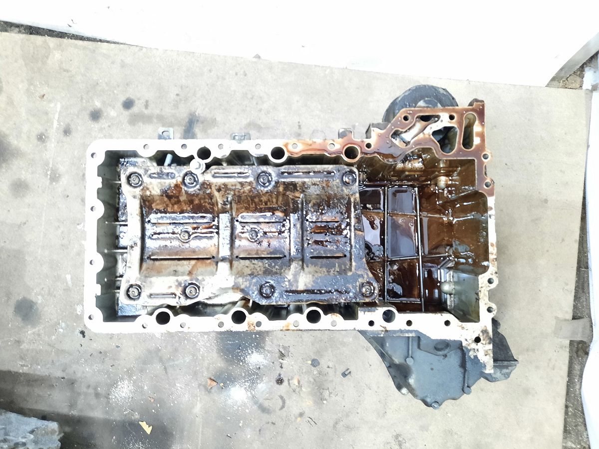 7 series Піддон масляний BMW 7 2012 11137621070 BMW 7 3 7 series Піддон масляний BMW 7 2012 11137621070 BMW 7 3