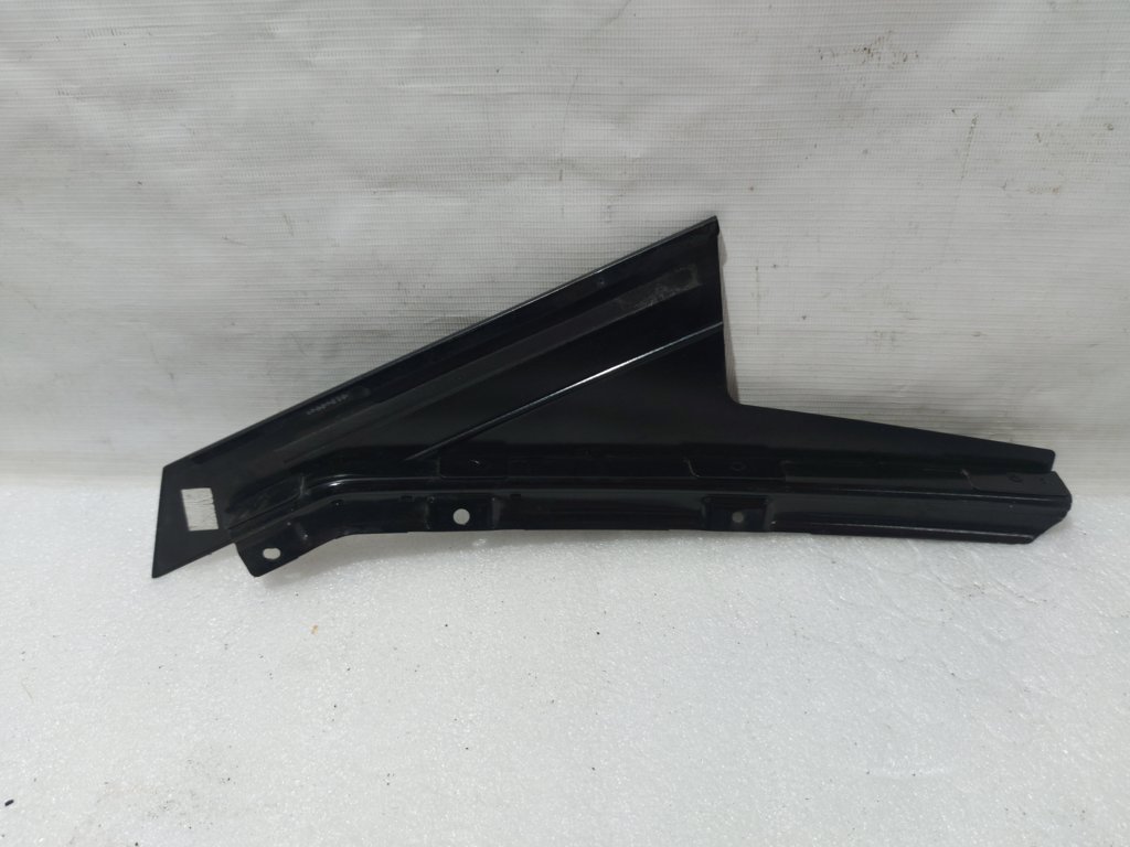 Dart Накладка(молдинг) двері задньої правої кутовий зовнішній Dodge Dart 2013-2019 68082734AF Dodge Dart 4