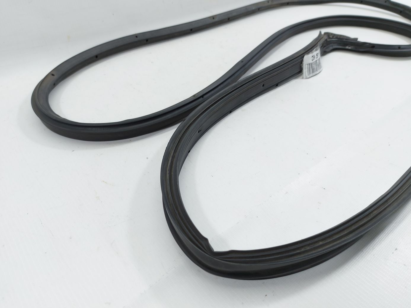 6 Уплотнительная резинка двери передней левой Mazda 6 2014-2017 GHP959760C Mazda 6 3