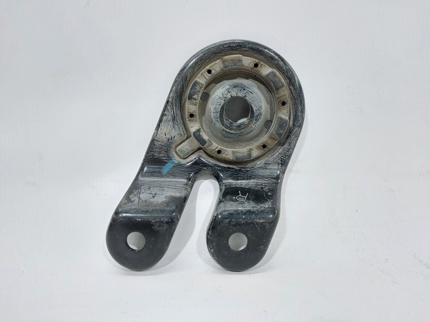 Journey. Кронштейн подрамника переднего правого Dodge Journey 2009-2020 5151014AA Dodge Journey