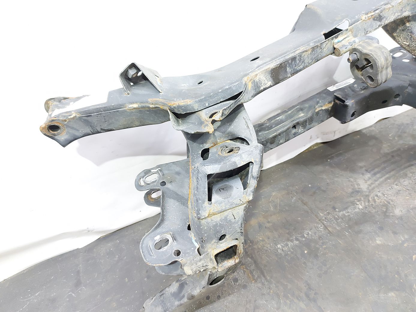 Equinox Подрамник задний (погнут) Chevrolet Equinox 2010-2017 20765212 Chevrolet Equinox 4