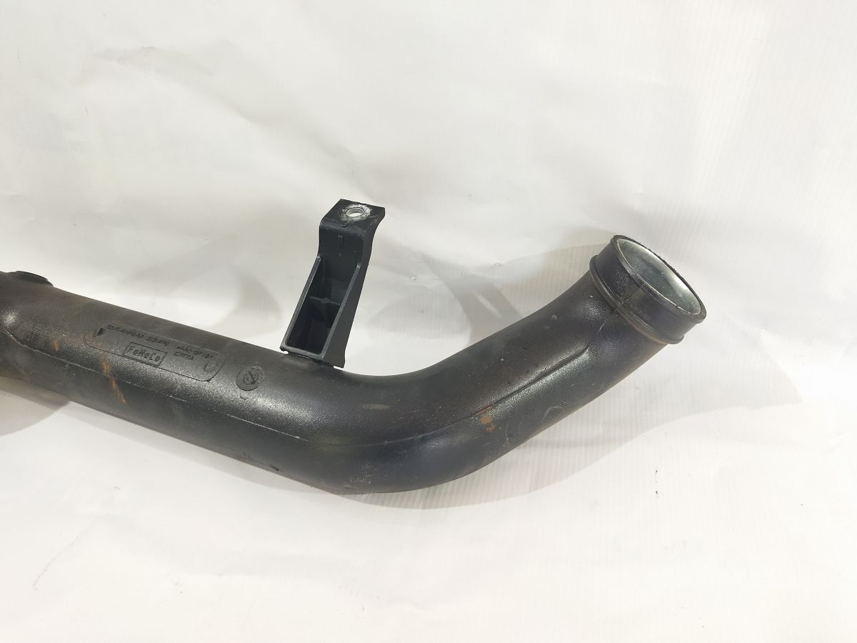 S60 Патрубок повітряного фільтра Volvo S60 2013-2016 31319775 Volvo S60 3