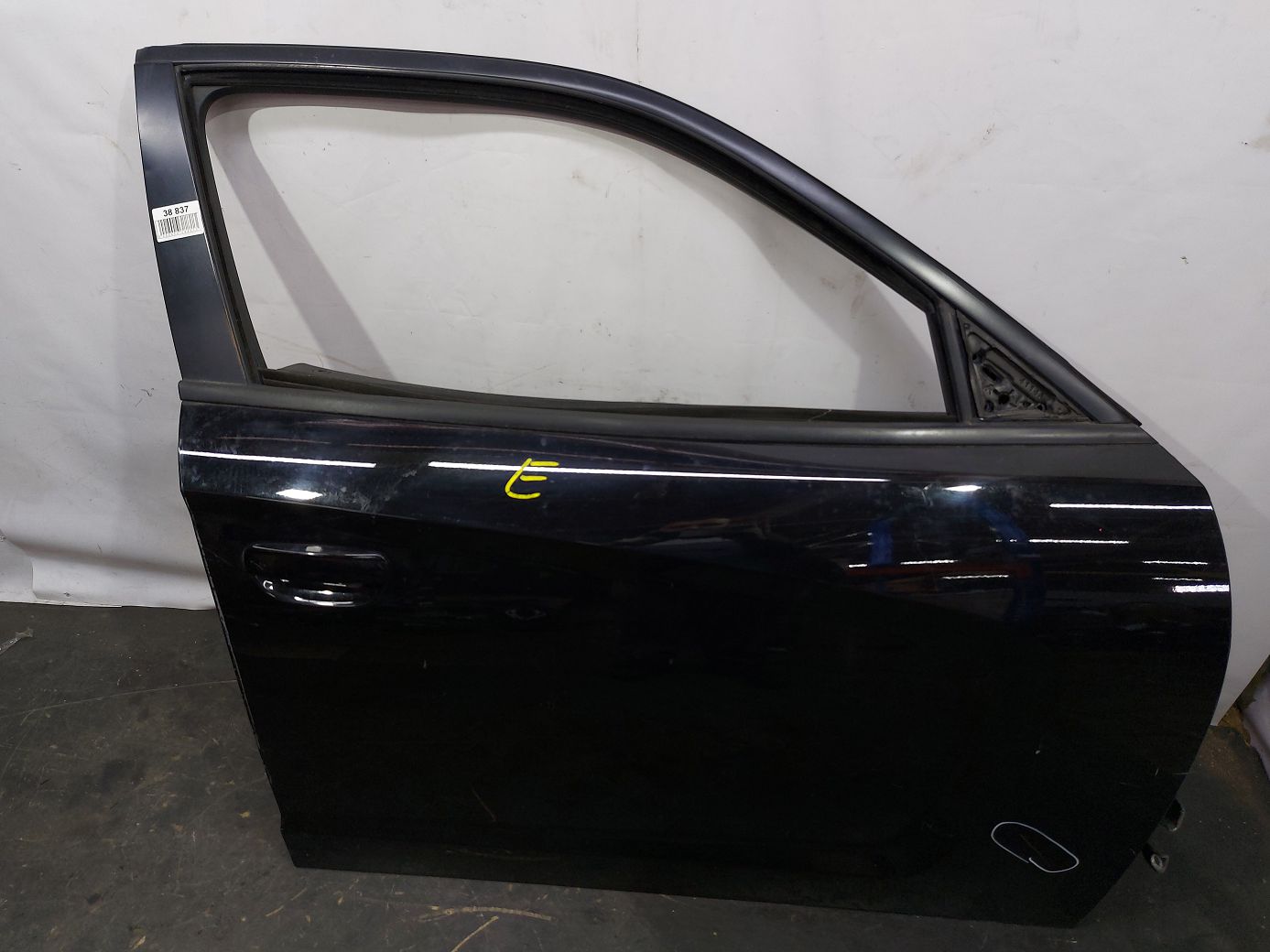 Charger. Двері передні права в зборі Dodge Charger 2011-2014 68089370AD Dodge Charger