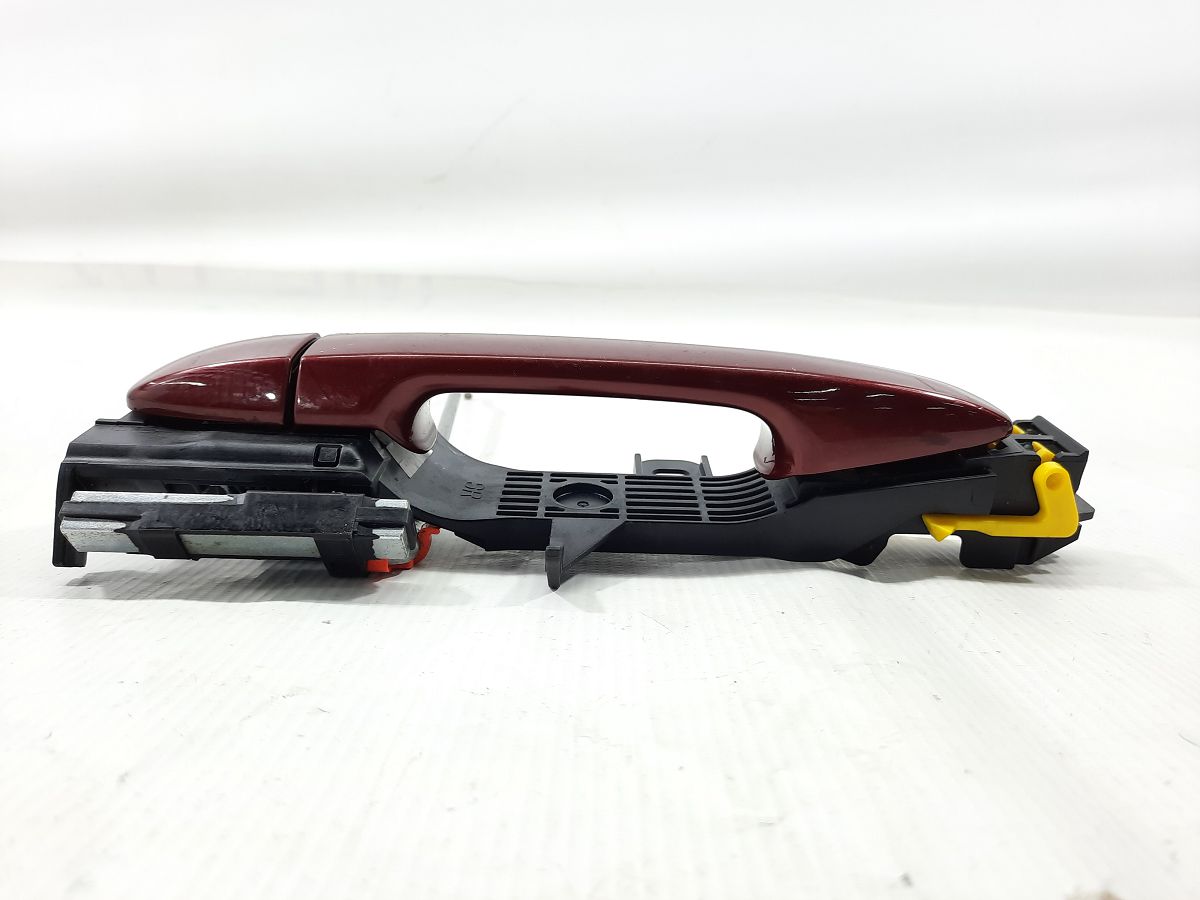 Sienna. Ручка дверей задньої правої (червона) зовнішня Toyota Sienna 2011-2020 6923008030 Toyota Sienna