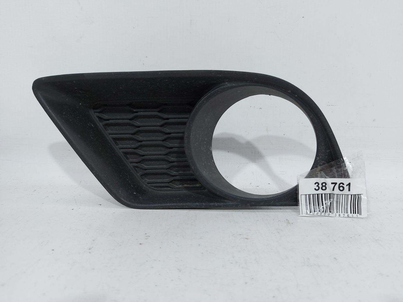 Charger. Накладка ПТФ левая Dodge Charger 2011-2014 68092614AA Dodge Charger