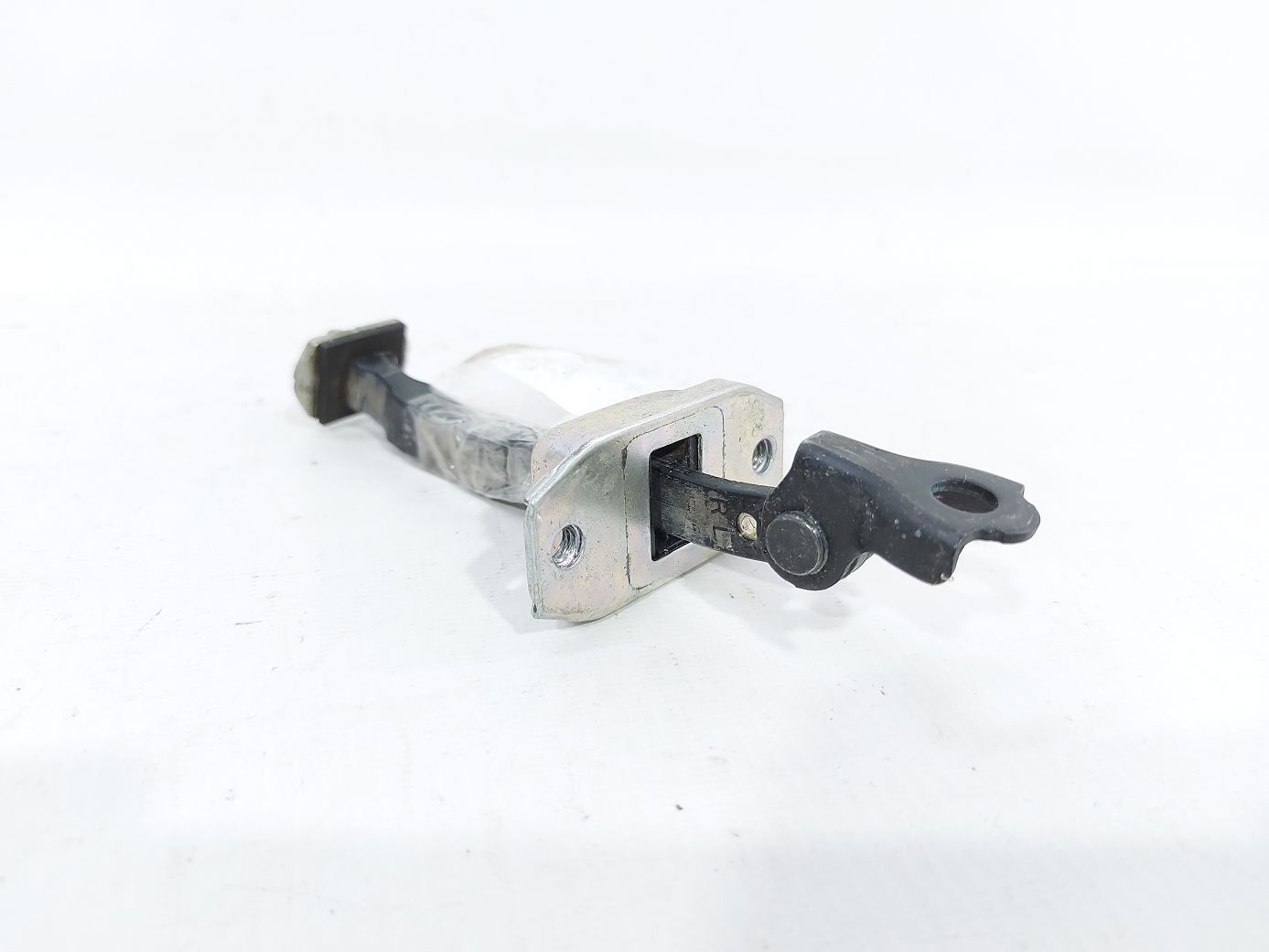 Altima Обмежувач дверей задньої правої/лівої Nissan Altima 2013-2015 824303TA0A Nissan Altima 3