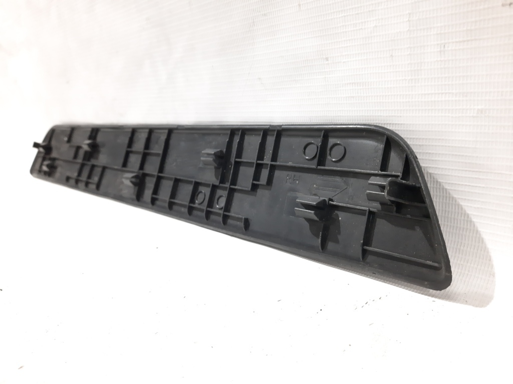 Forte Накладка порога переднього права (декор) Kia Forte 2014-2018 85882A7000 Kia Forte 5