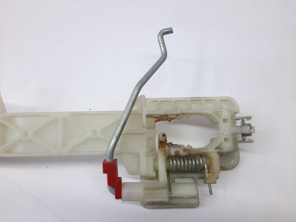 Forte Кронштейн ручки дверей передньої лівої зовнішньої Kia Forte 2014-2018 82655A7001 Kia Forte 2