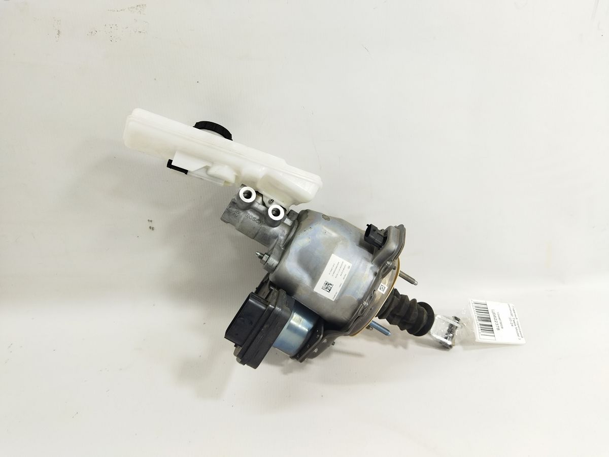 Model 3 Головний гальмівний циліндр Tesla Model 3 2020-2024 104467300B Tesla Model 3 1