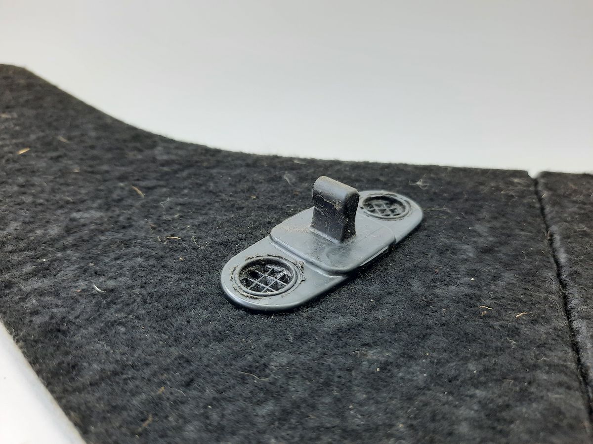 Insight Обшивка багажного отделения правая Honda Insight 2010-2014 84522TM8A01ZA Honda Insight 17