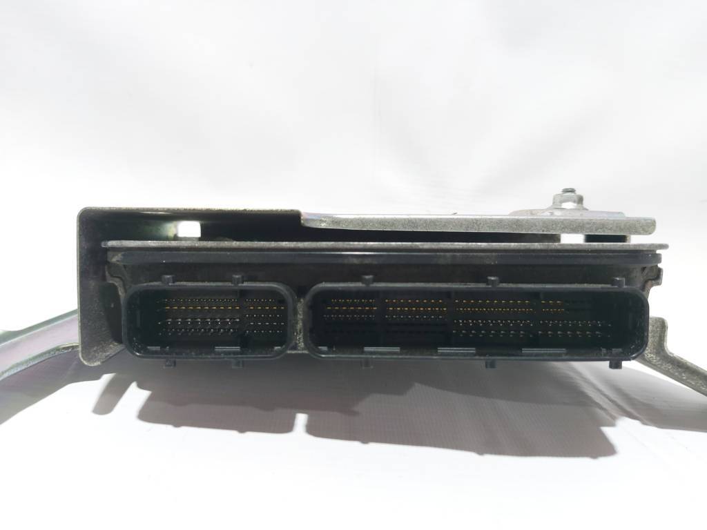Prius c Блок управления ДВС Toyota Prius C 2012 8966152480 Toyota Prius C 4