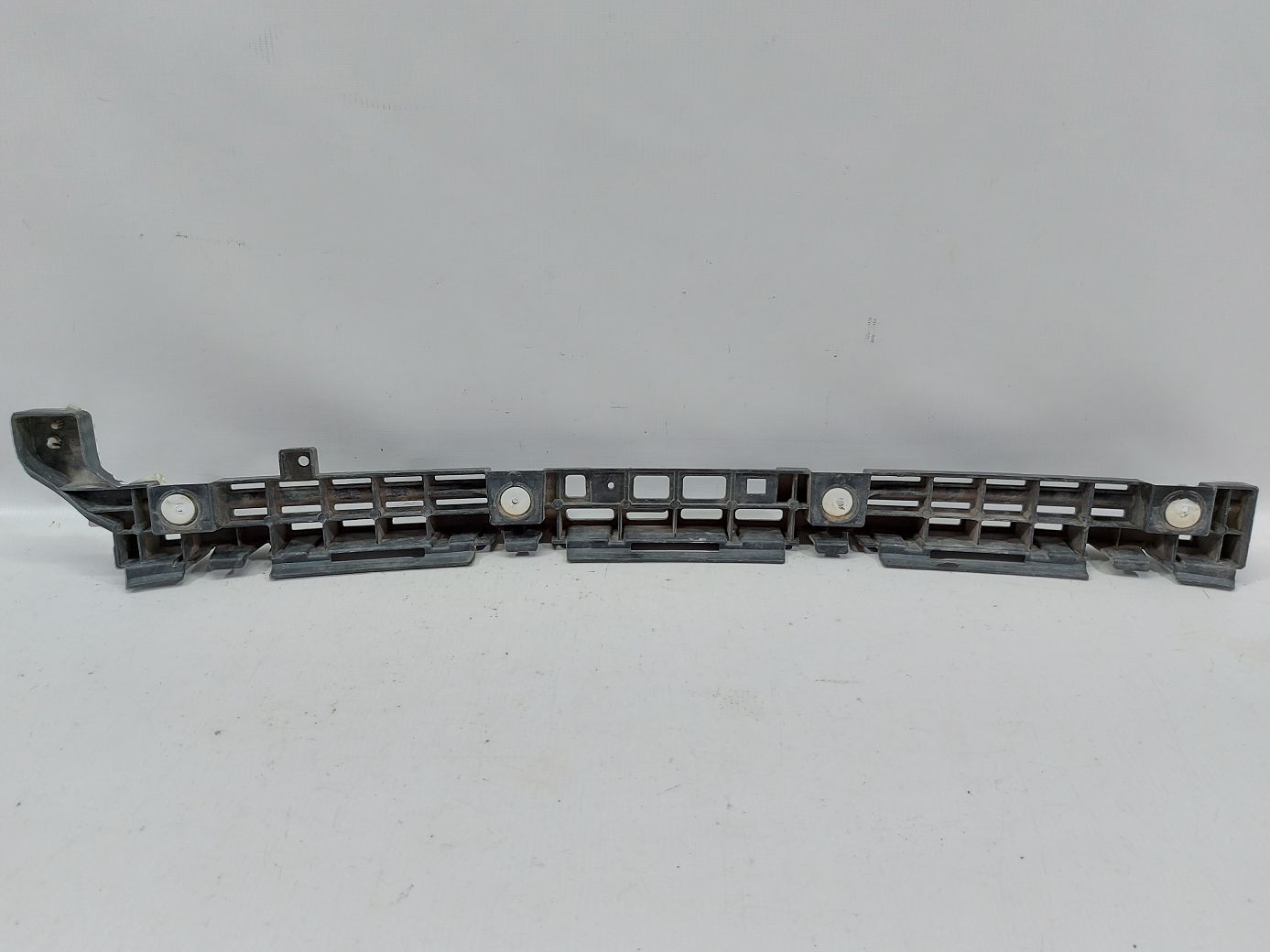 Malibu Кріплення заднього заднього бампера Chevrolet Malibu 2013-2015 22934598 Chevrolet Malibu 3