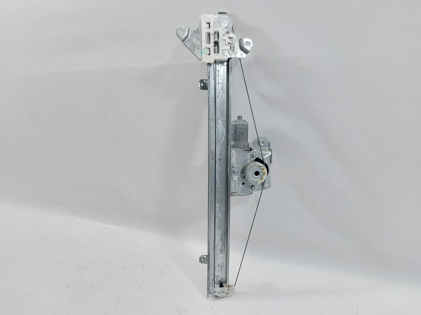 Rogue Склопідйомник двері передньої правої Nissan Rogue 2014-2020 807204BA1A Nissan Rogue 3