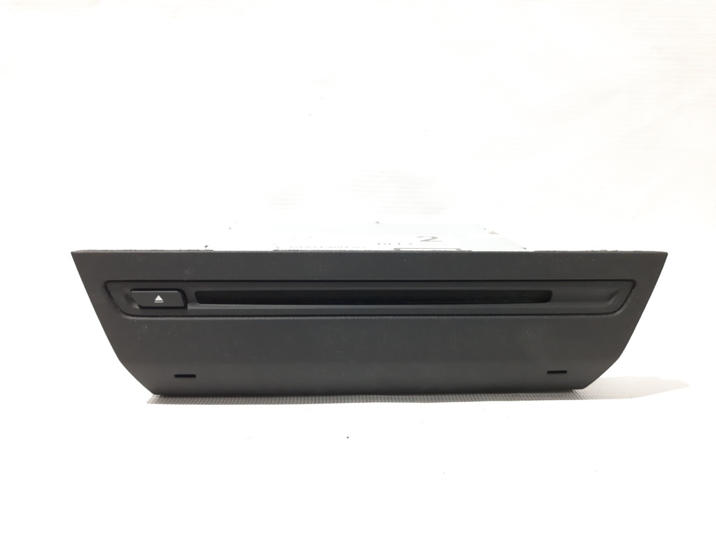3. CD-дисковод Mazda 3 2014-2018 BLF2669G0D Mazda 3