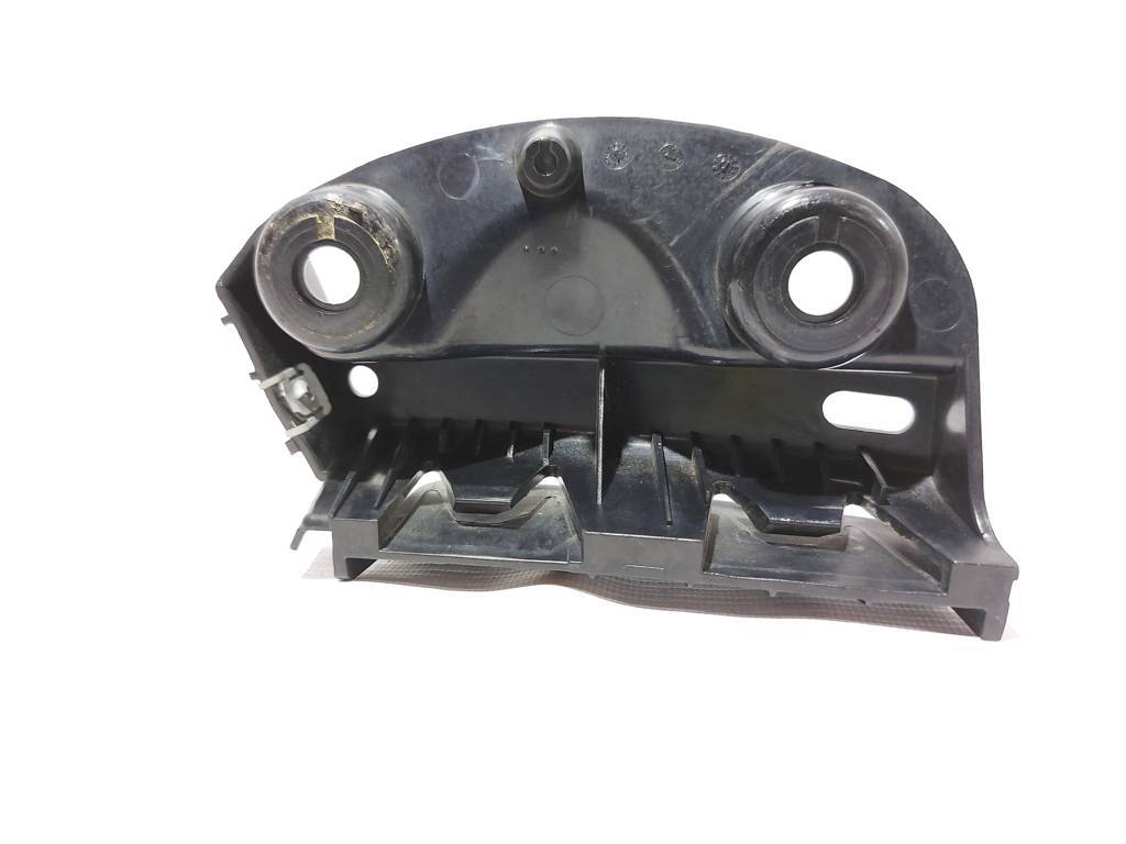 328i xdrive Крепление бампера заднего правое BMW 328i xDrive 2006-2011 51127118194 BMW 328i xDrive 4