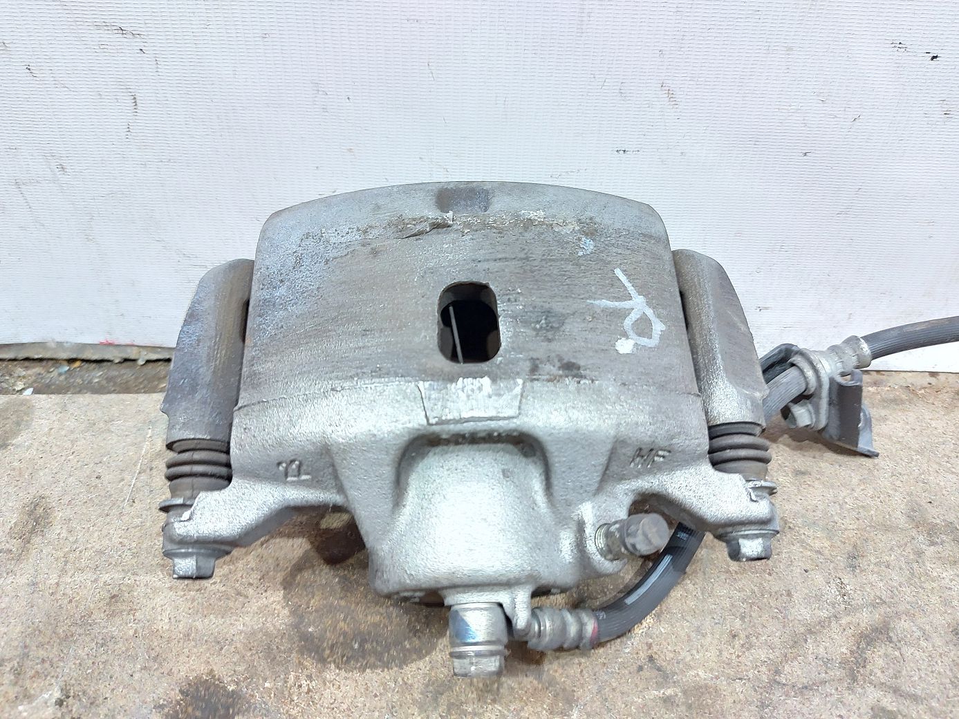 Accord Суппорт тормозной передний правый Honda Accord Sedan 2008-2020 45018T2FA00RMN Honda Accord Sedan 3