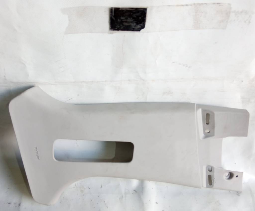 Fusion. Обшивка стійки центральної верхня права Ford Fusion 2013-2016 DS7Z5424356AC Ford Fusion