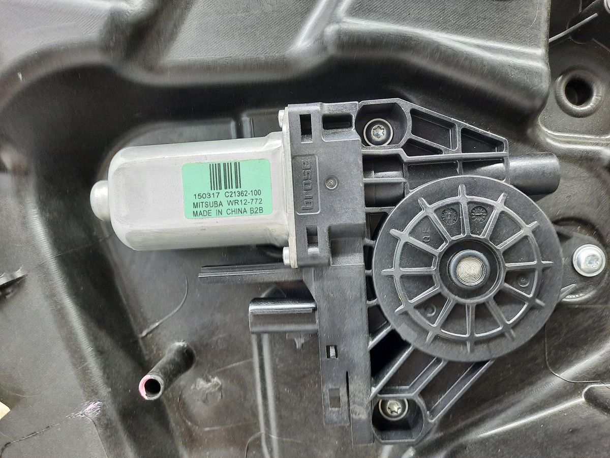 Journey Стеклоподъемник двери задней левой Dodge Journey 2009-2020 68043739AA Dodge Journey 11