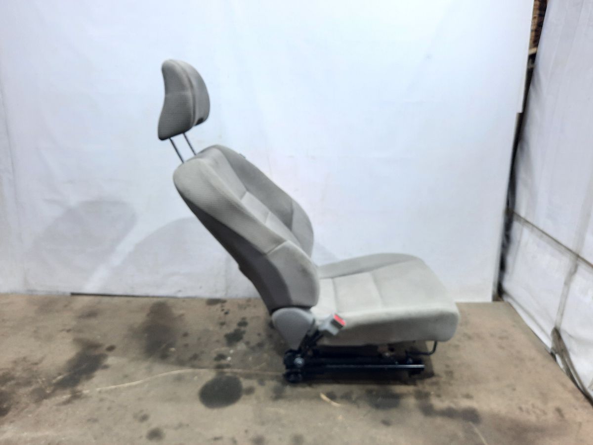 Insight Сидение водителя Honda Insight 2010-2014 81526TM8A02 Honda Insight 3