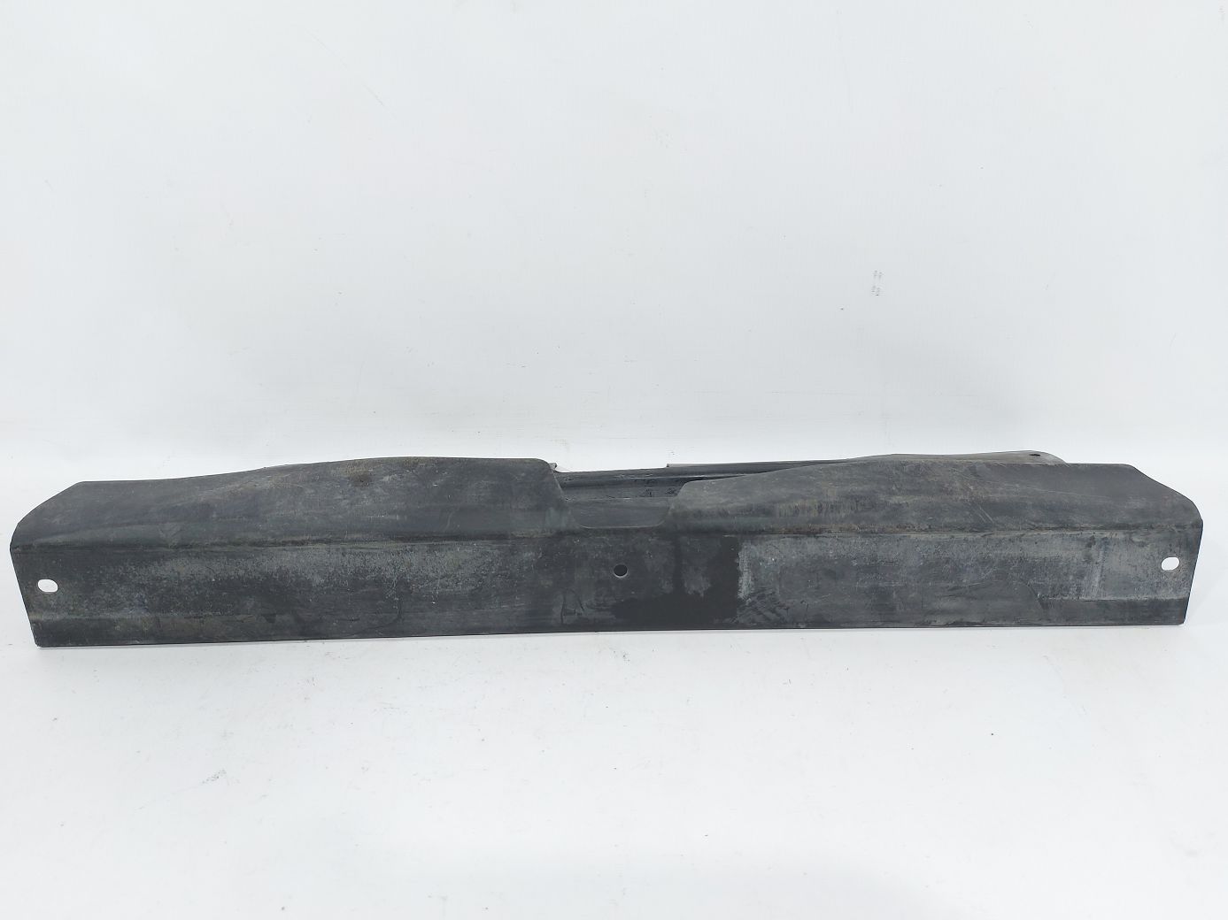 Dart Пыльник радиатора нижний Dodge Dart 2013-2019 68381779AA Dodge Dart 7