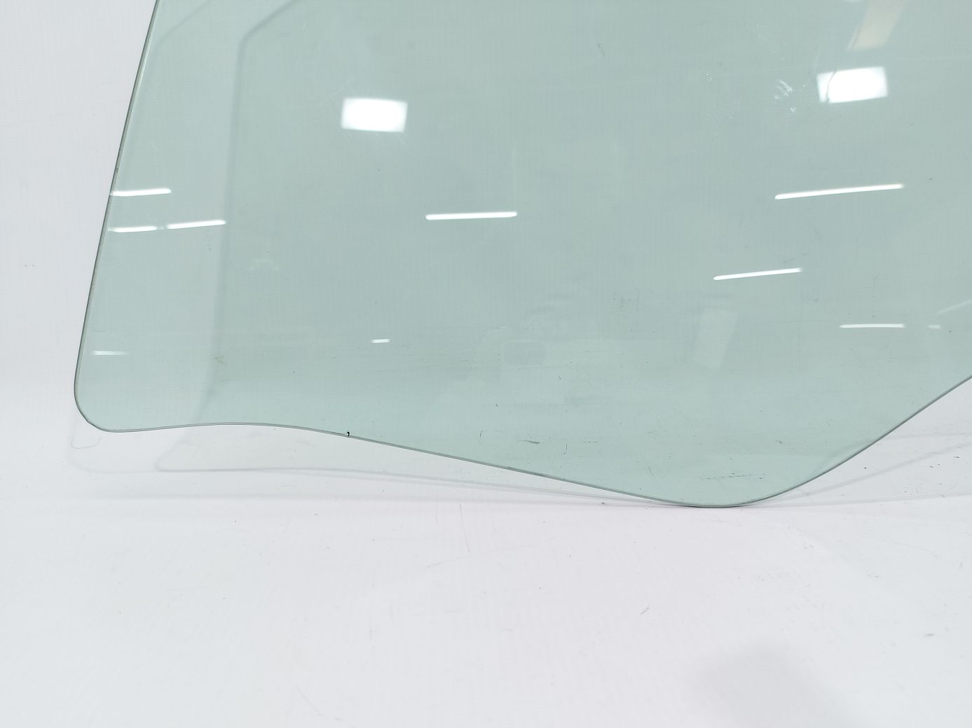 Cruze Стекло двери передней левой Chevrolet Cruze 2011-2016 95967113 Chevrolet Cruze 4