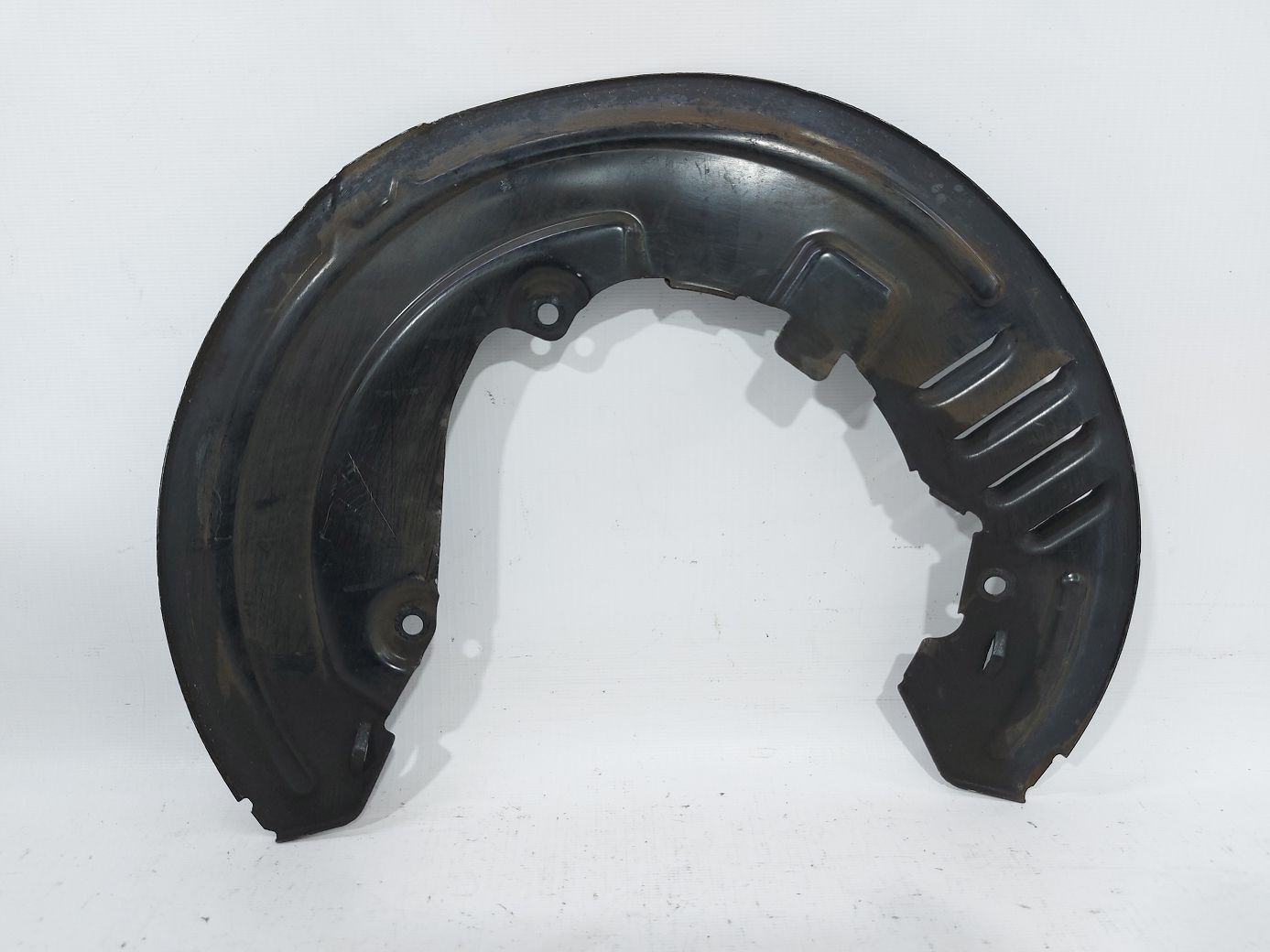 Ats Пыльник тормозного диска переднего левого Cadillac ATS 2013-2018 20859491 Cadillac ATS 2 Ats Пыльник тормозного диска переднего левого Cadillac ATS 2013-2018 20859491 Cadillac ATS 2